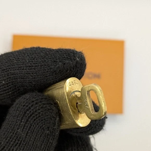 NEW AUTHENTIC LOUIS VUITTON Vintage Lock and Key on a Gold Necklace - Picture 3 of 3